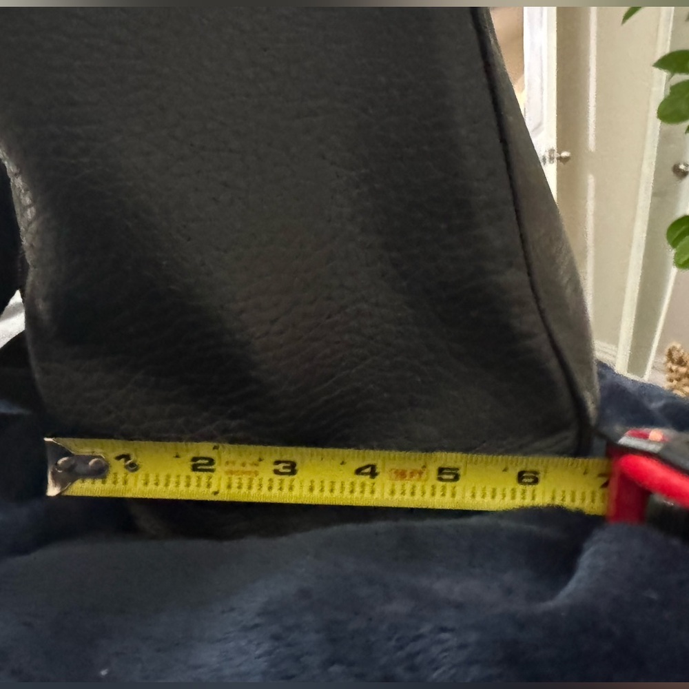 Storksak St James convertible leather Diaper Backpack - Picture 5 of 13
